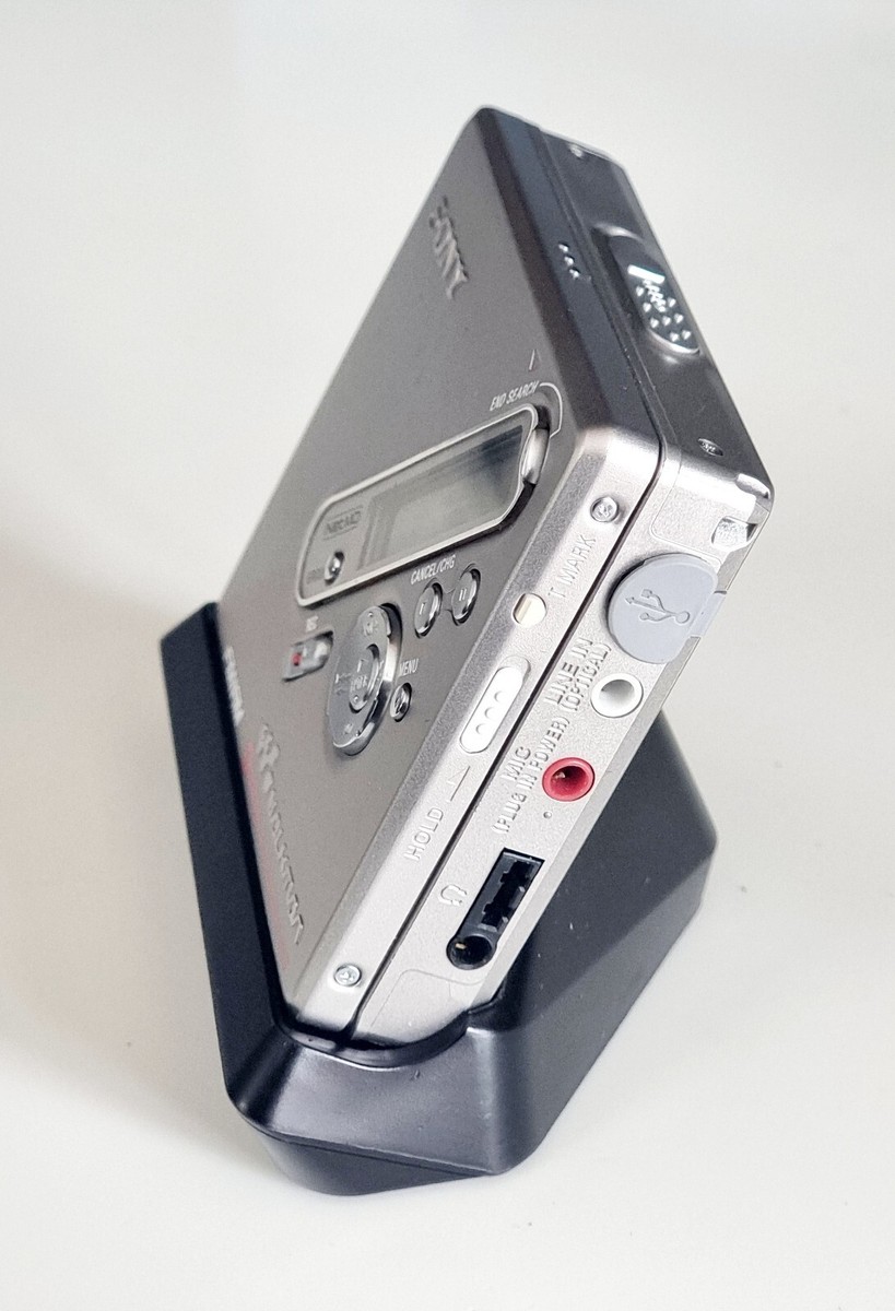 New Sony Walkman MZ-NF810 Net MD/Radio Discman Recorder Boxed +