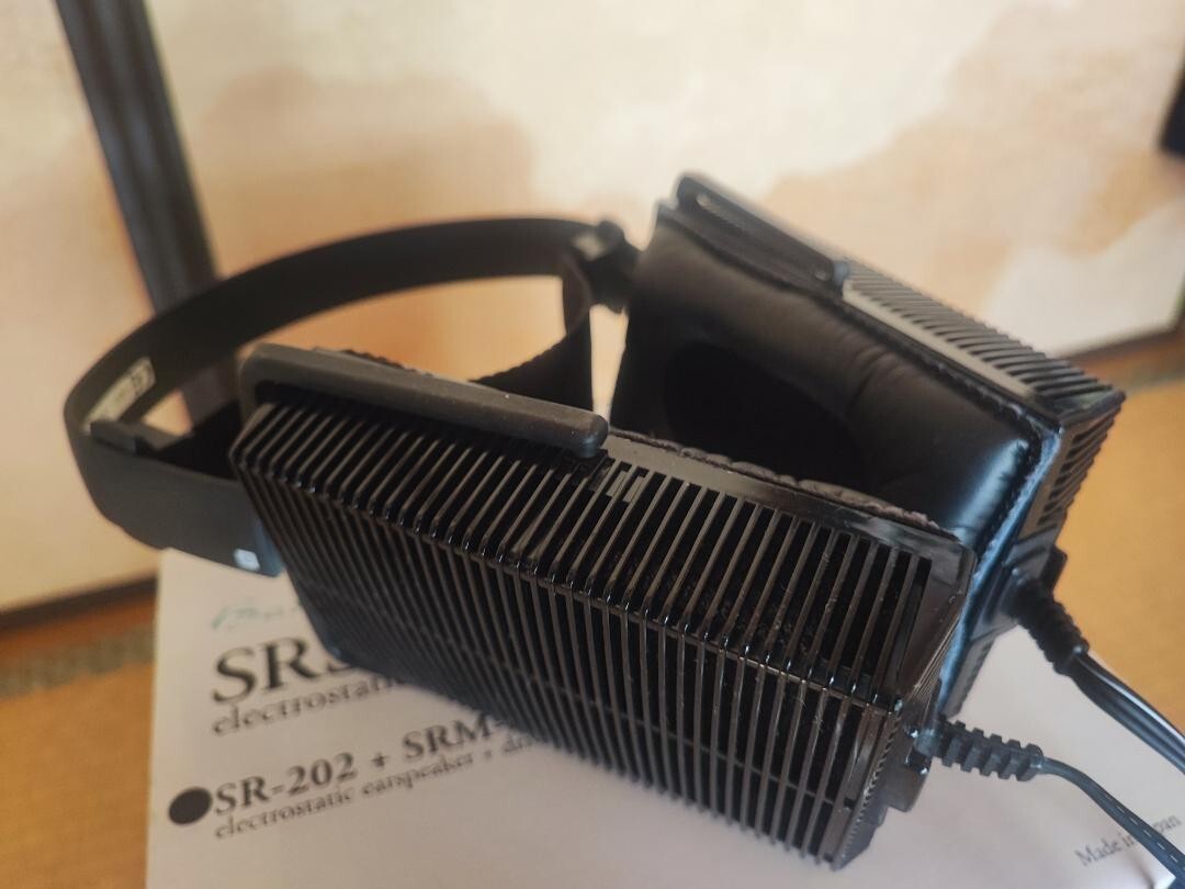 STAXイヤースピーカー　SRM-252A STAX SRS-202 and SRM-252A set – Factory maintained, entry