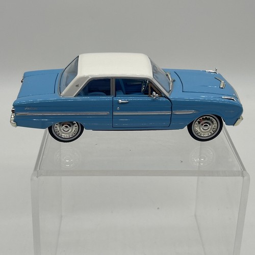 The National Motor Museum 1/32 1963 Ford Falcon Futura Diecast Car W/COA - Picture 7 of 8