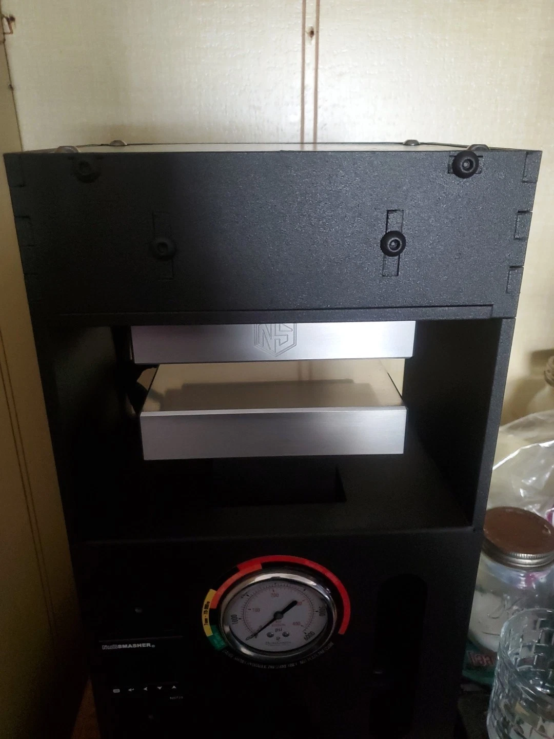 Picture 2 of 4