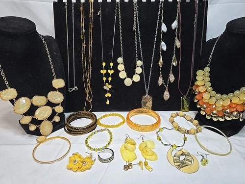 Vtg Now Yellow Mixed Bulk Costume Jewelry Lot Necklaces Bracelets Earrings #978