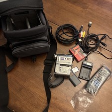 CANON ELURA 50 MINI DV CAMCORDER Lens Is Not working. AS/IS No Returns