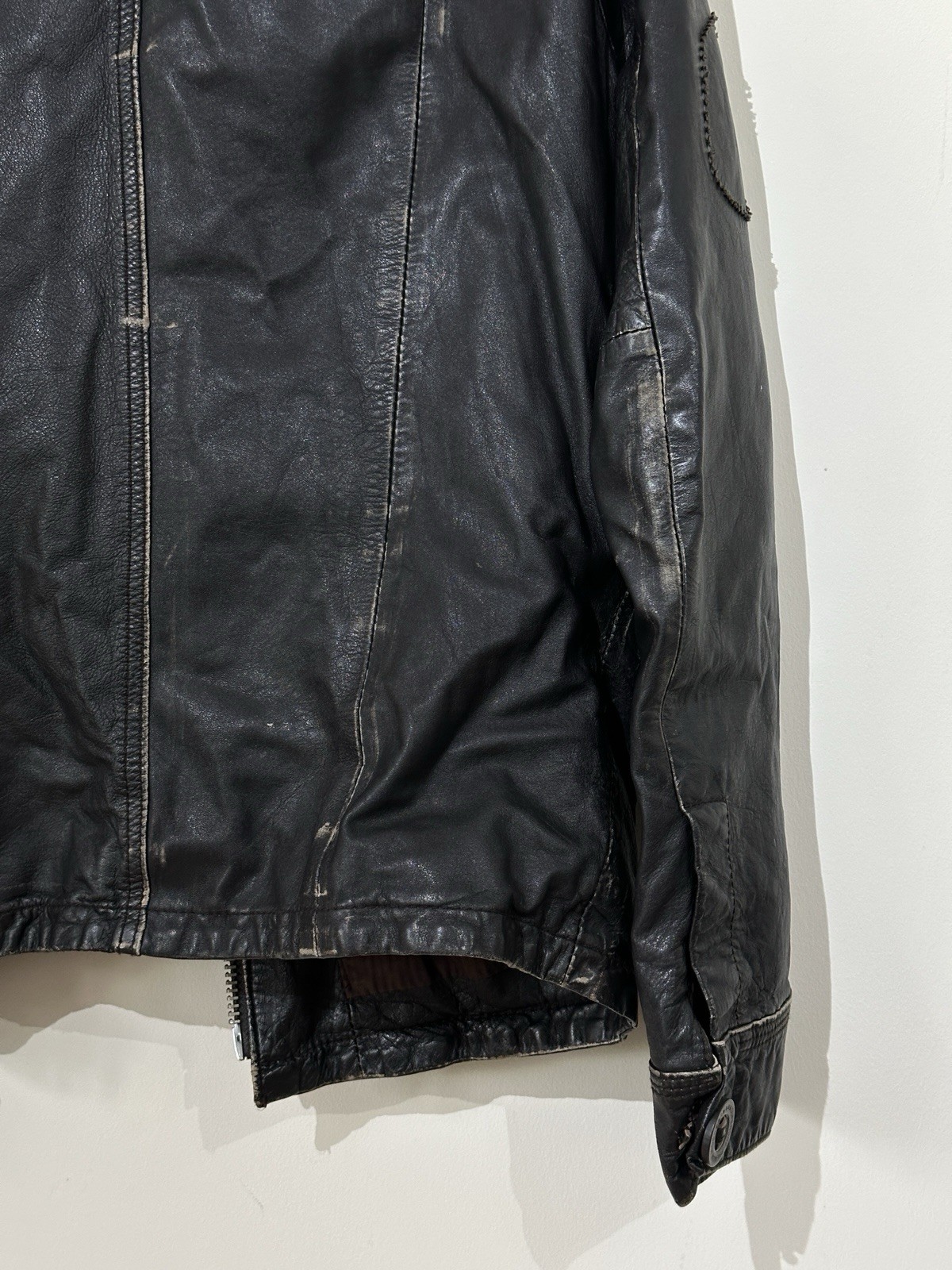 Superdry leather jacket as worn by David Beckham.   Size Medium. image 9