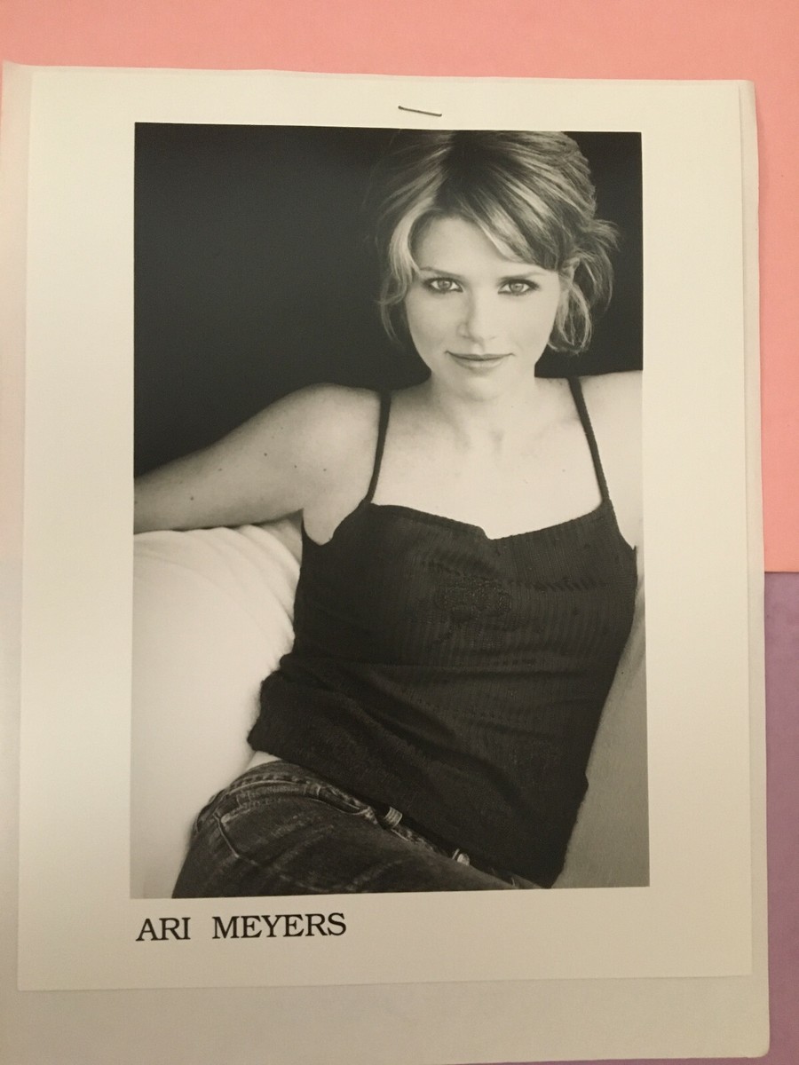 Ari Meyers Ari Meyers Arriving Windwalker Premiere At The Directors