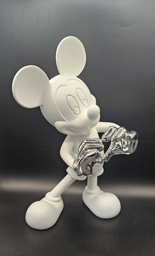 Mickey Mouse Heart Hands Decor Disney Inspired Sculpture | Animal Ornament - Picture 11 of 12