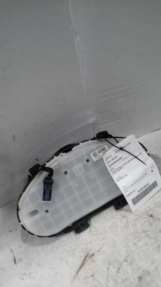 Medidor de velocímetro Chevrolet Cruze 2016 OEM cinza 106K milhas NJ25-19141-473158 - Imagem 2 de 4