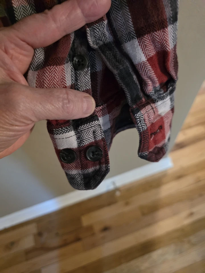 Mens Great Northwest Flannel 100% Cotton Size L/T Red Black Plaid Shirt Pockets - Image 4 of 4