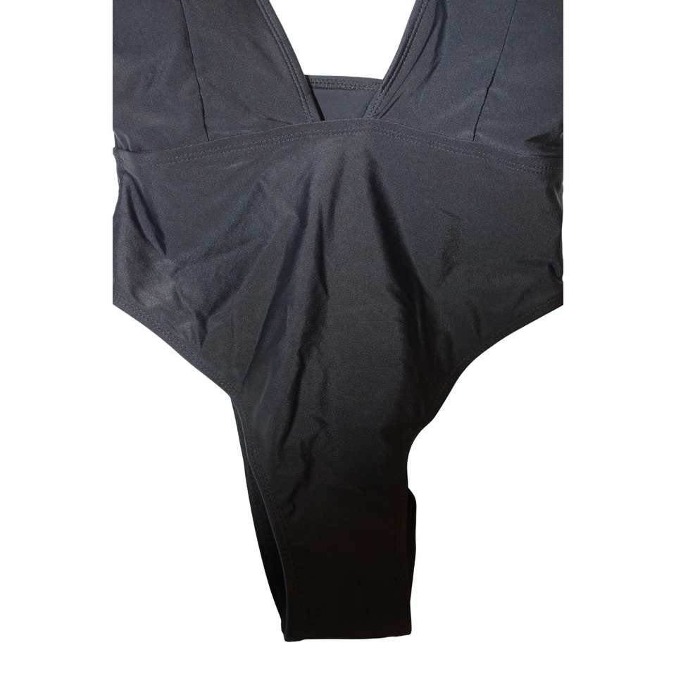 Sexy traje de baño negro escote hundido de una pieza sin mangas Foto 3 de 4