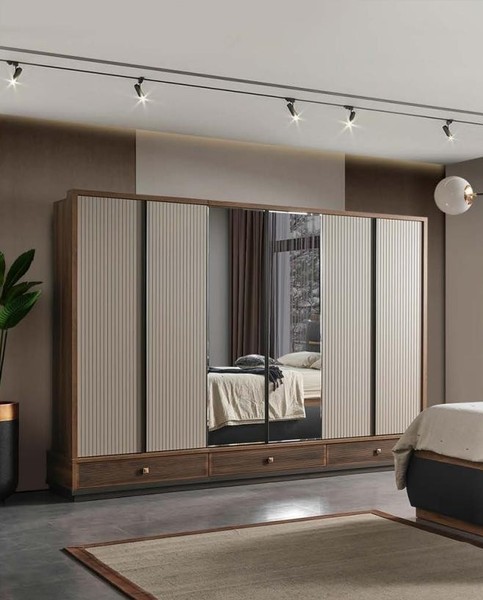 Beiger Schlafzimmer Kleiderschrank Designer Holzschrank Edle MöBel Neu-image