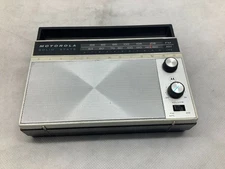 motorola Solid State All Transistor TP52FE (Japan 705)