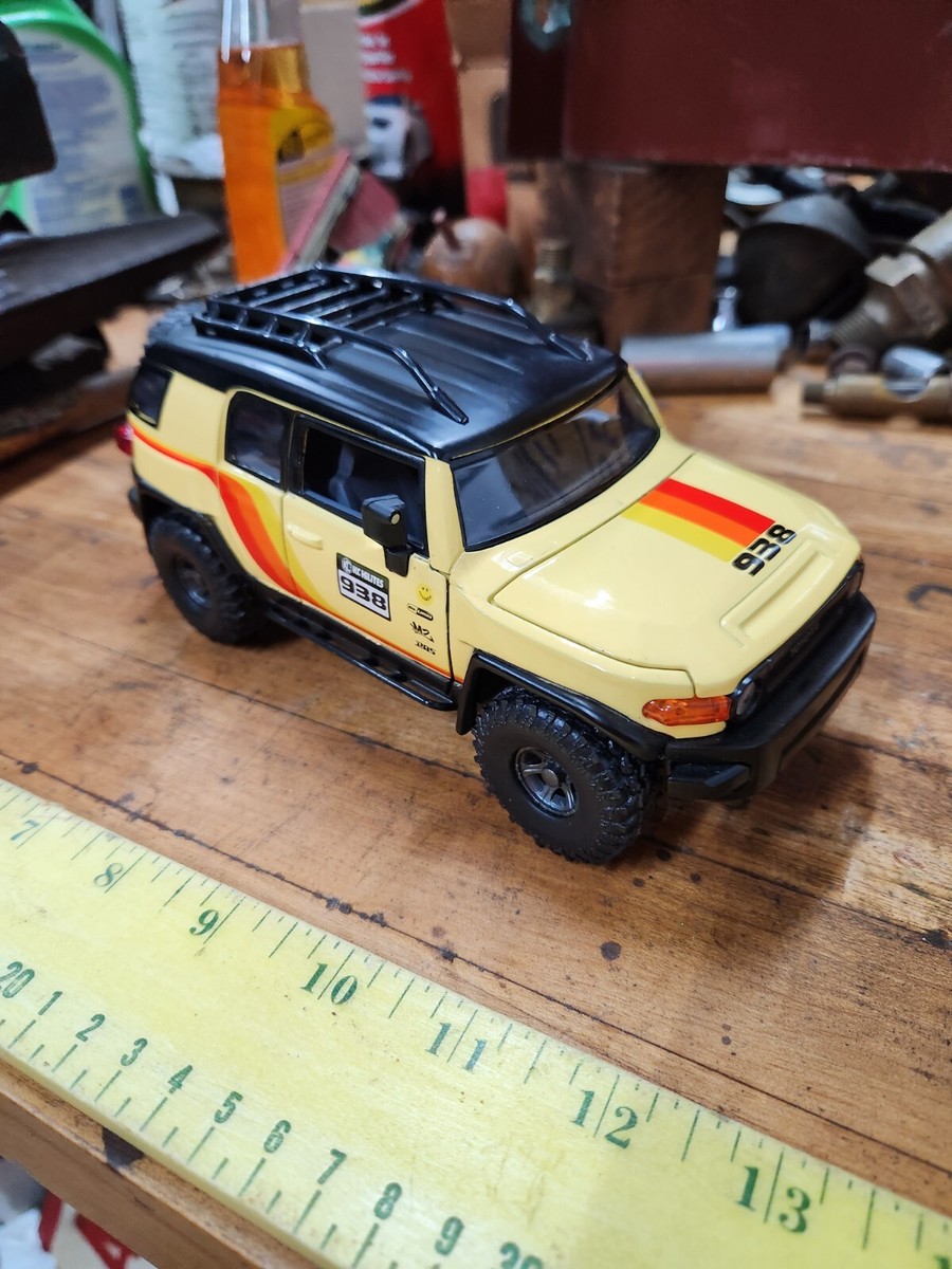Jada 1/24 Toyota FJ Cruiser - no box | eBay