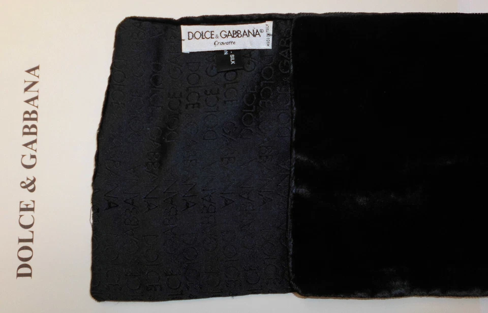 Vintage Dolce & Gabbana Black Velvet Shoulder Scarf Silk & Rayon - Image 4 of 4