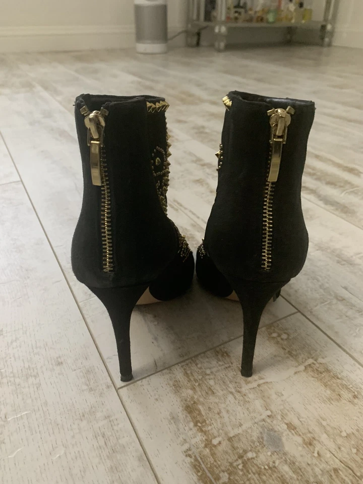 Botines de salón Zara dorados con puntera abierta estilo callejero Foto 3 de 4