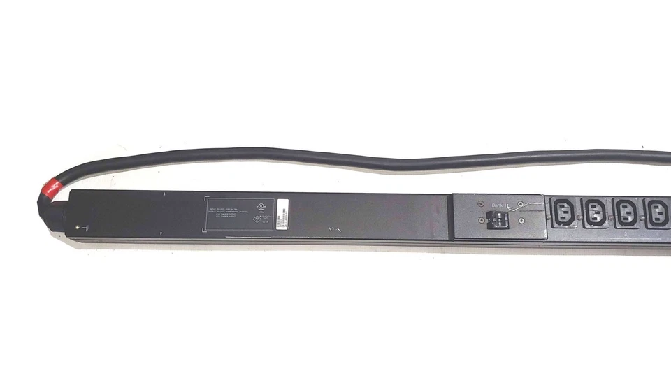 APC AP8941 Switched PDU 2G 0U 30A 208V (21x) C13 (3x) C19 Outlets L6-30P II - Image 3 of 4