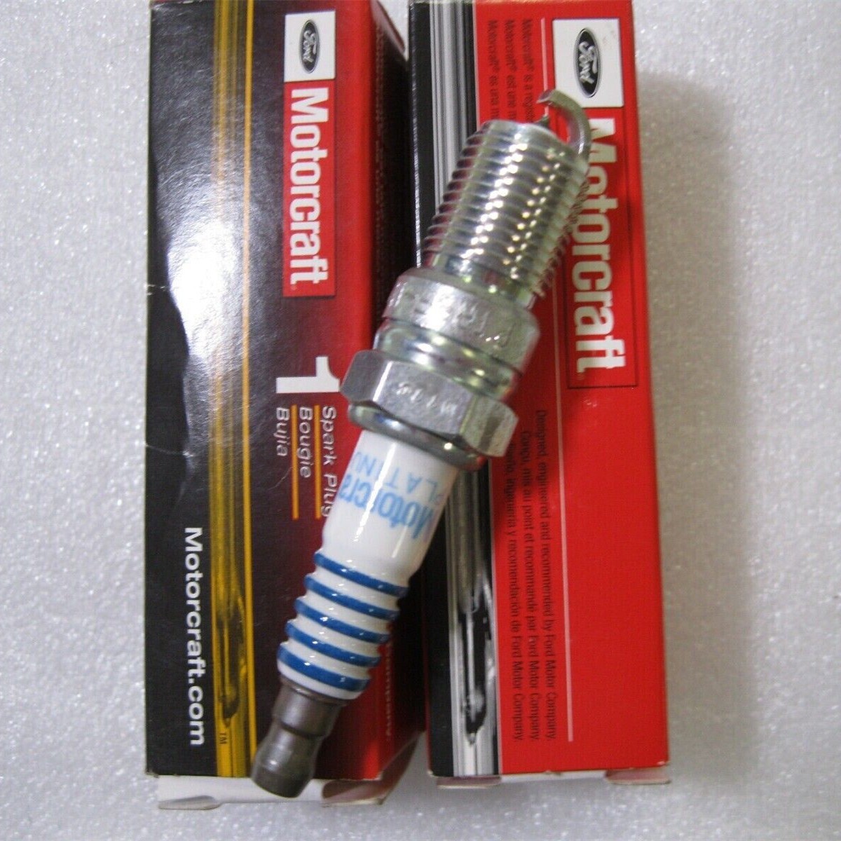 8Pcs SP493 Platinum Spark Plugs AGSF32PM Fits For Motorcraft Ford 4.6L