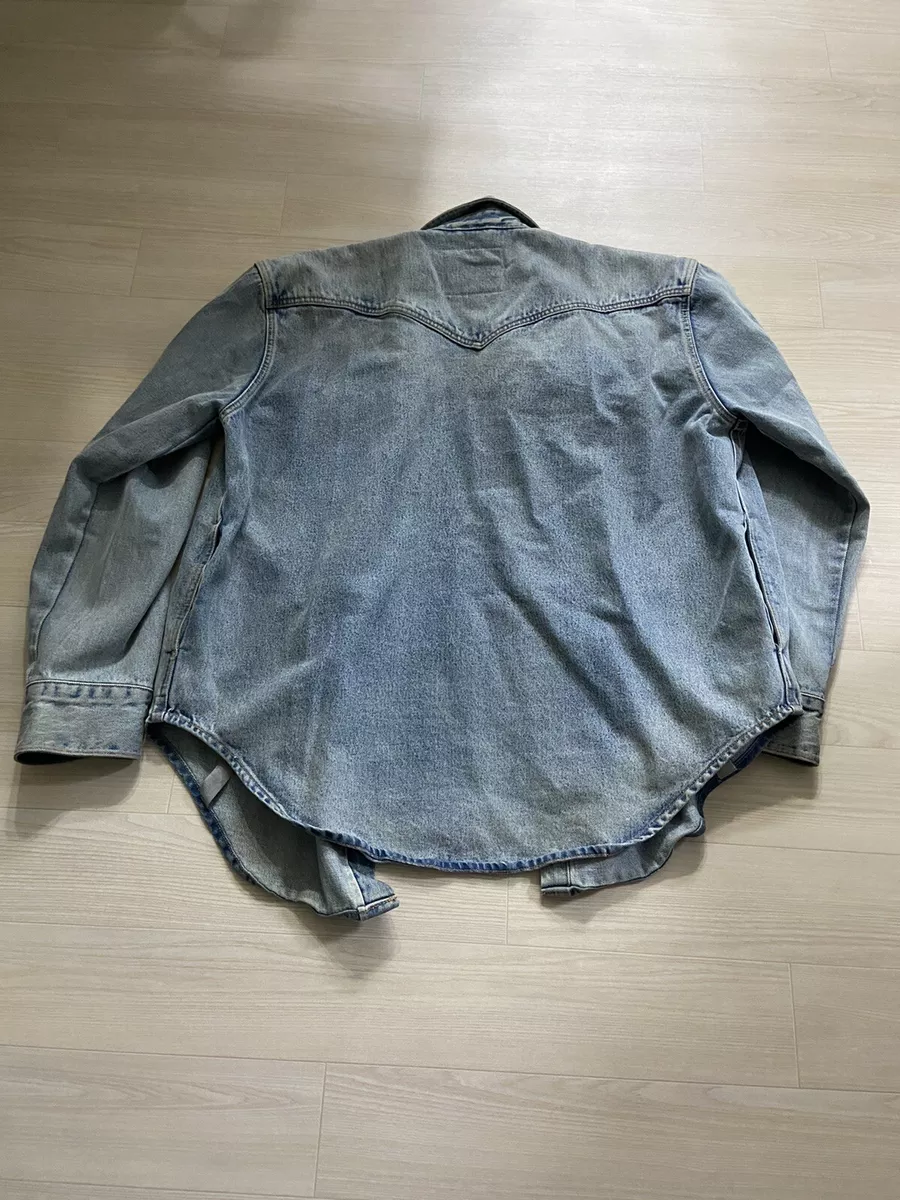 M Vetements Levis Oversized two Pocket denim shirt jacket