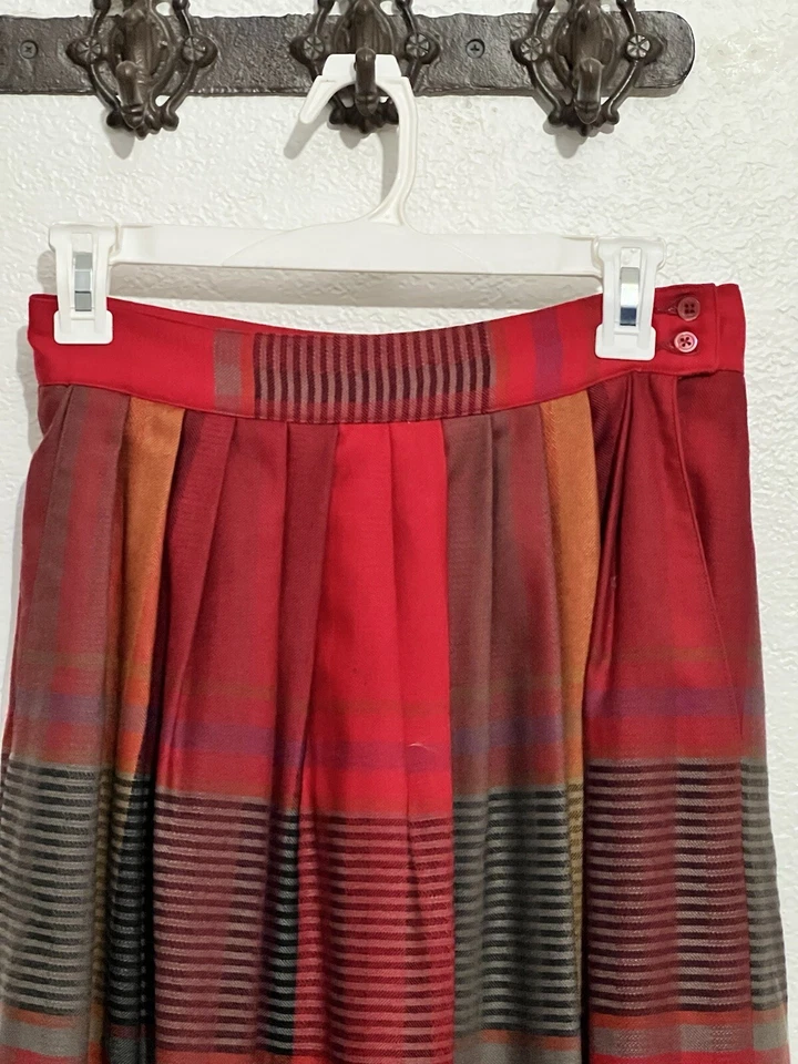 Falda Forrada Larga Vintage Claiborne Talla 8 Roja Lana a Cuadros Retro Años 80’s Bolsillos Foto 2 de 4