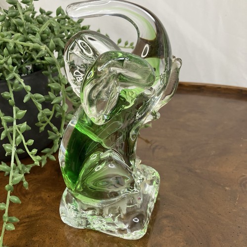 Vintage Murano Style Green Glass Elephant Paperweight Shelf Sitter Decor 6.5" - Picture 4 of 6