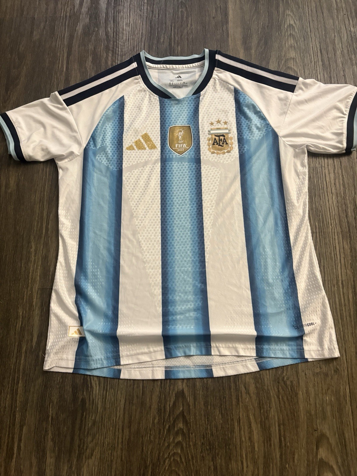 Adidas Argentina, Soccer Jersey Men’s Size Extra Large Used Great Condition