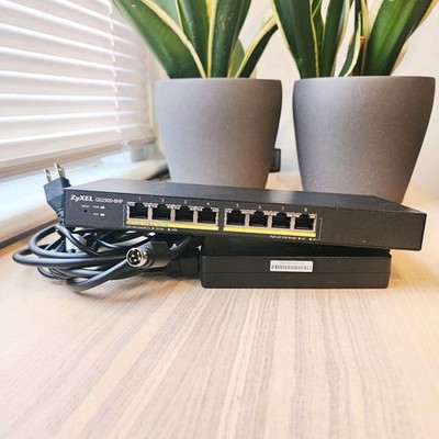 ZyXEL GS1900-8HP POE Power Over Ethernet Switch 54v Gigabit 1000 ***Read Desc