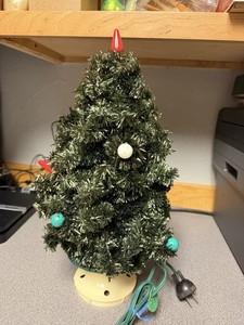 Noma 9 Light Vintage Christmas Tree