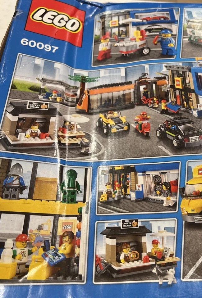 New Box Damage LEGO CITY: City Square (60097) - Image 4 of 4