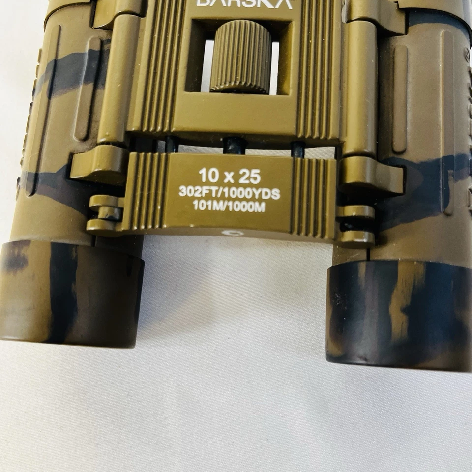 BARSKA Binoculars 10x25 302ft/1000yds. 101M/1000M Compact Camouflage Neck Cord - Image 2 of 4