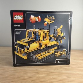 LEGO Technic Bulldozer 42028 2 in 1 Complete Set 617 Pieces NEW SEALED