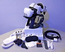 Meta Quest 3 VR Headset 128GB with Controllers and Headstrap Bundle   Used