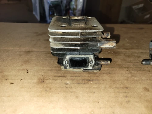 Jonsered OEM 520SP Chainsaw Cylinder Piston Crankshaft Used Chainsaw Part - Picture 4 of 10