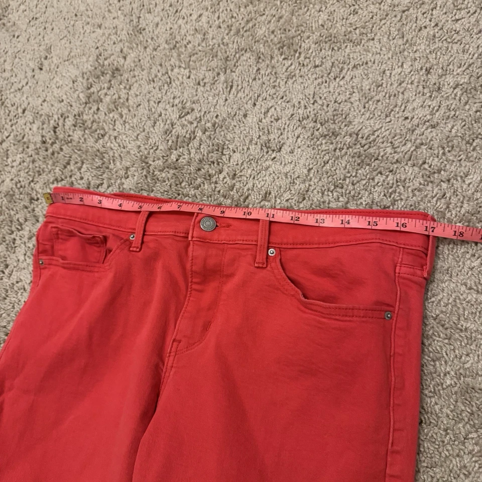 Pantalones Cortos Bermudas Clásicos Levi's Jean Para Mujer Talla 31 Denim Salmón 9.5” Entrepierna Foto 4 de 4