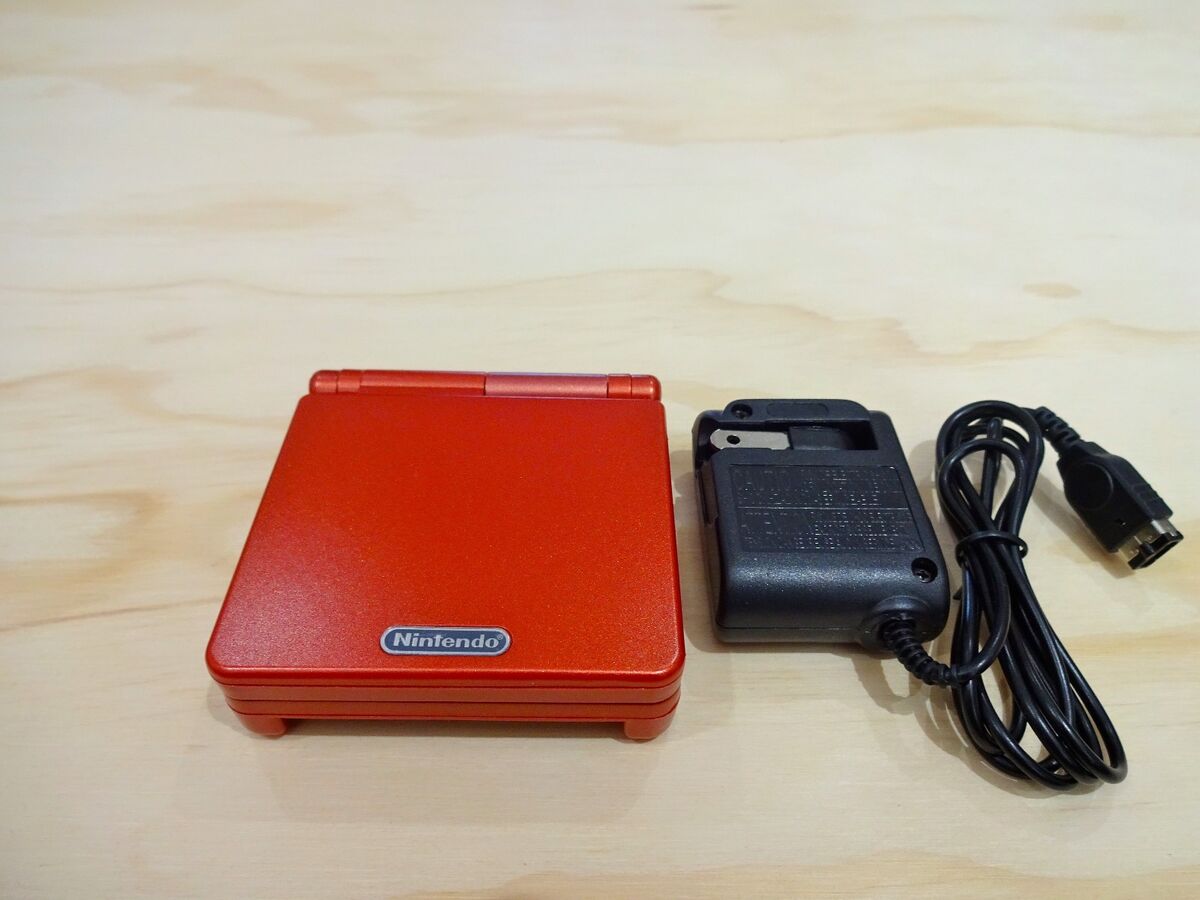 Game Boy Advance SP - Flame (Renewed)