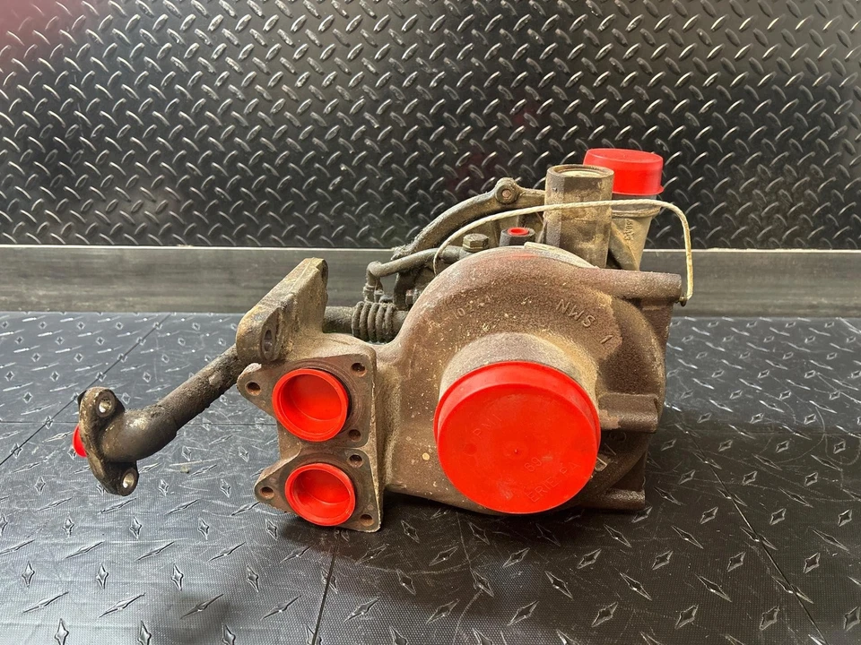 2004 - 2005 Chevy Silverado 3500 Turbo for 6.6L Turbo Diesel Engine 178K Foto 3 de 4