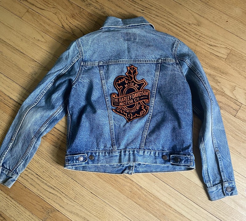 Vintage Harley Davidson Patch Levi’s Denim Trucker Jacket Womens S 76581-0214