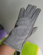 Vintage Light Grey Suede Ladies Gloves Sz M NWT