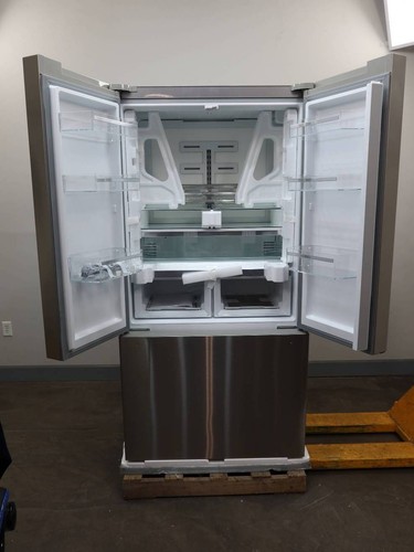 Thermador Masterpiece Series 36" 20.8 cu. ft Smart SS Refrigerator T36FT810NS - Picture 5 of 15