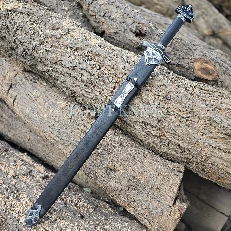 Northman 1095 Damascus Steel Viking Sword, 38 Inches, Full Tang, With Scabbard - Image 3 of 4