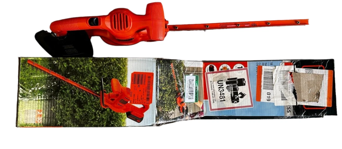  BLACK+DECKER 20V MAX Hedge Trimmer, Cordless, 18 inch Blade,  Reduced Vibration, Battery and Charger Included (LHT218C1) : Patio, Lawn &  Garden