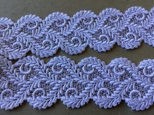 9 1/2 YDS LOVELY SCALLOPED WHITE SCROLL RAYON VENISE LACE.