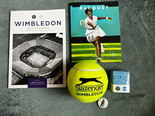 WIMBLEDON OFFICIAL 2022 DAY 2 PROGRAMME LARGE TENNIS BALL RAQUET BADGE RADIO WIMBLEDON OFFICIAL 2022 DAY 2 PROGRAMME LARGE TENNIS BALL RAQUET BADGE RADIO