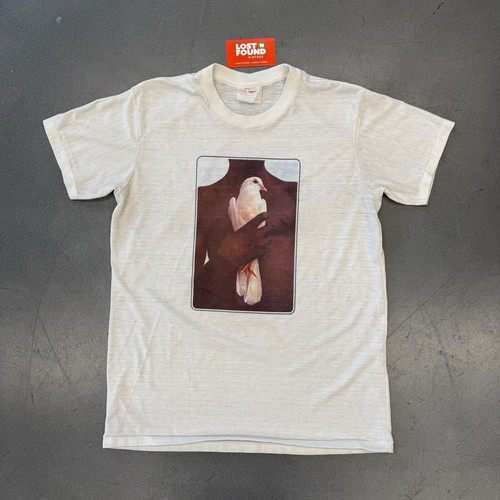 1970 Vintage Santana Greatest Hits Dove In Hands Tee