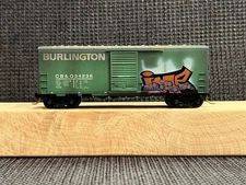 Micro-Trains Line 024 44 310 - 40’ Boxcar CB&Q 34236 - Factory Weathered - NIB!