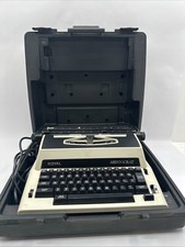 Vintage Royal Aristocrat White Typewriter In Black Case CLEAN! WORKS! White thumbnail