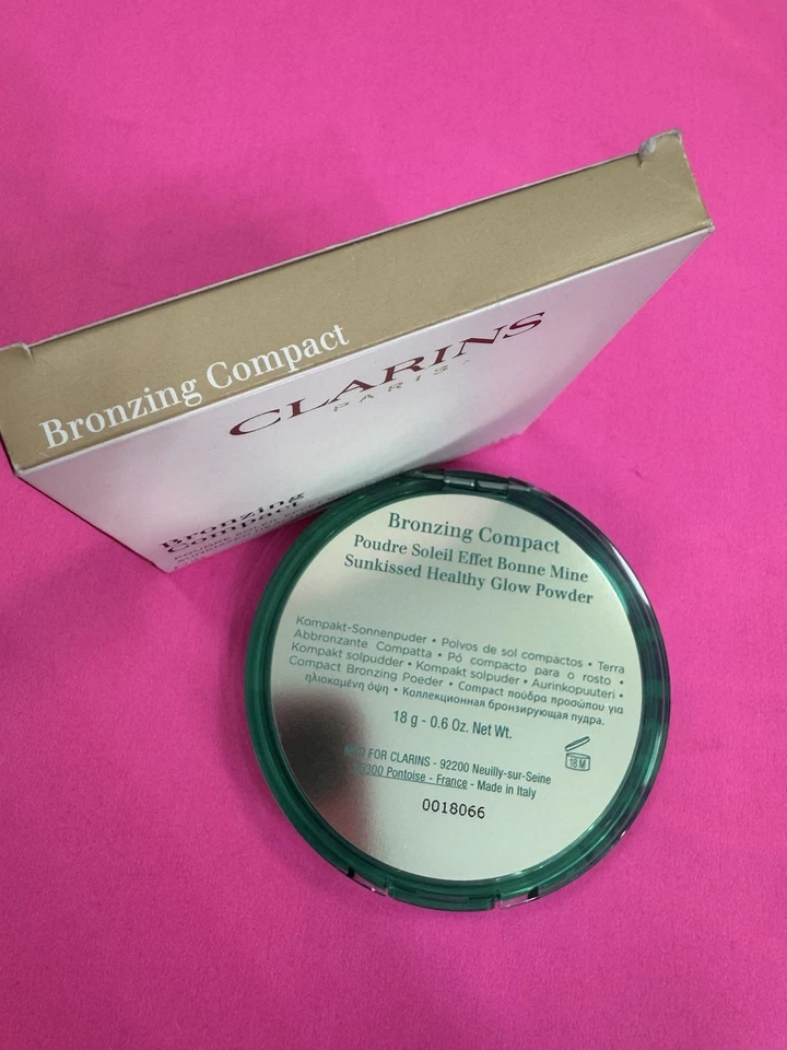 CLARINS Bronzing Compact Limited Edition New In Box - Image 4 of 4