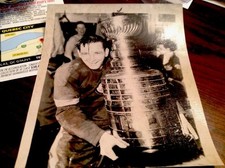 SID ABEL 1950 STANLEY CUP VICTORY DETROIT RED WINGS NHL HOCKEY PHOTO TYPE 1 AHL