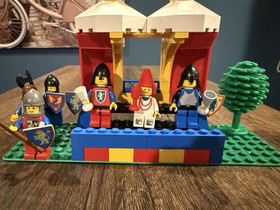 LEGO Castle: Knight's Challenge (6060) 100% Complete with Instruction