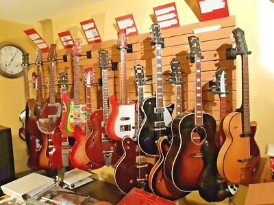 Partisan Beatles Fab 4 Gitarren-Flaschenöffner – In Bronze, Musik-Fanartikel