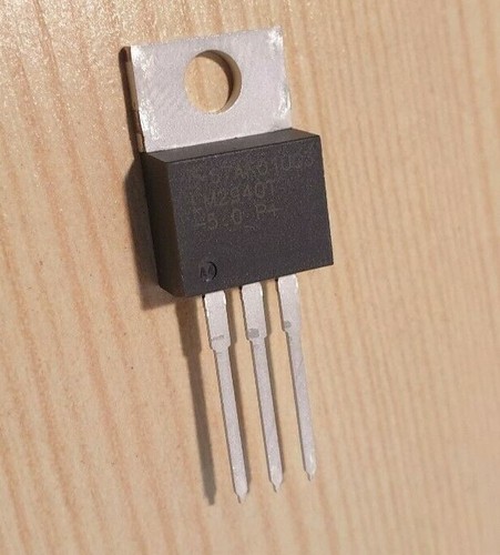 Pack De 5 Régulateurs De Tension LM2940T-9.0 National Semiconductor - 9V 1A, Format TO-220-3