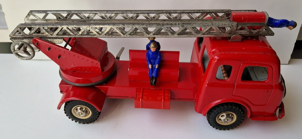 Camion De Pompiers Simca Cargo Joustra – Tôle, Boîte D'origine – Rare Collection