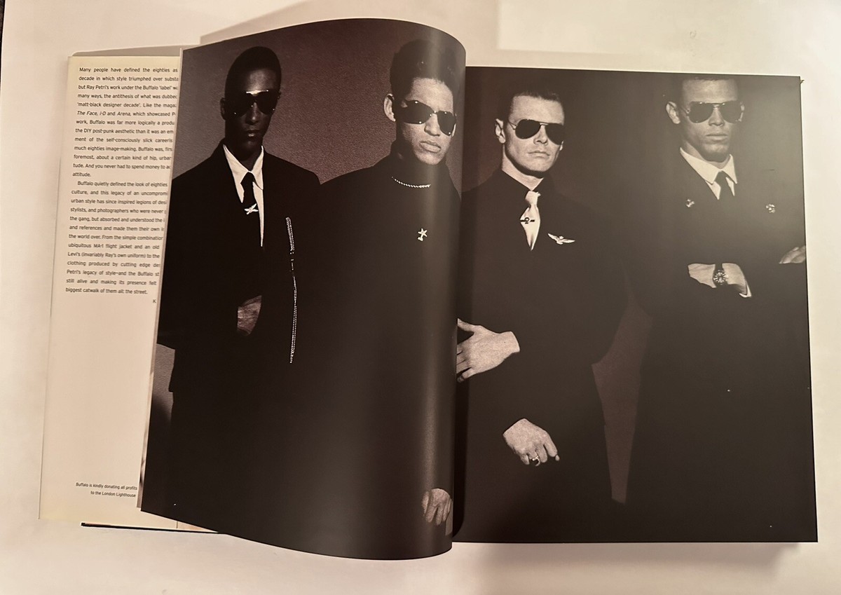 一点のみ】BUFFALO RAY PETRI 写真集 洋書 【公式通販】